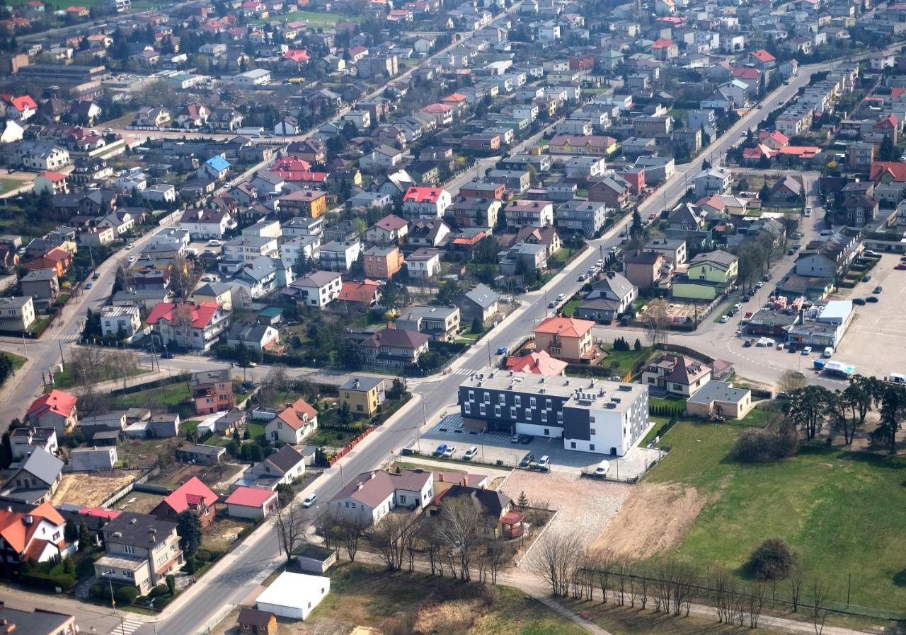 Hotel Mazurek Koło エクステリア 写真